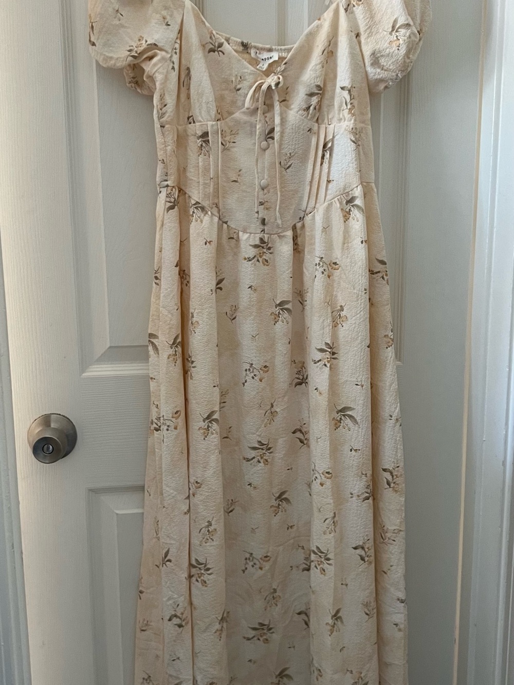 🌸 Blu Pepper Floral Midi Dress – Size L – NWT 🌸 - Picture 2 of 7